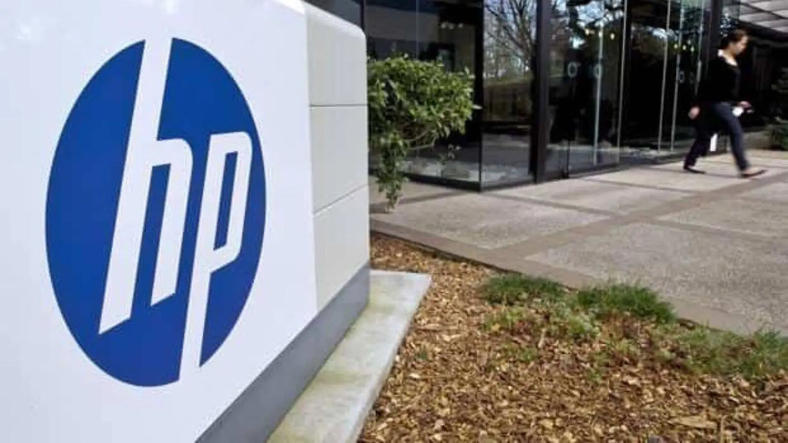hewlett packard layoffs - How many people are being laid off by the numbers for Hewlett Packard