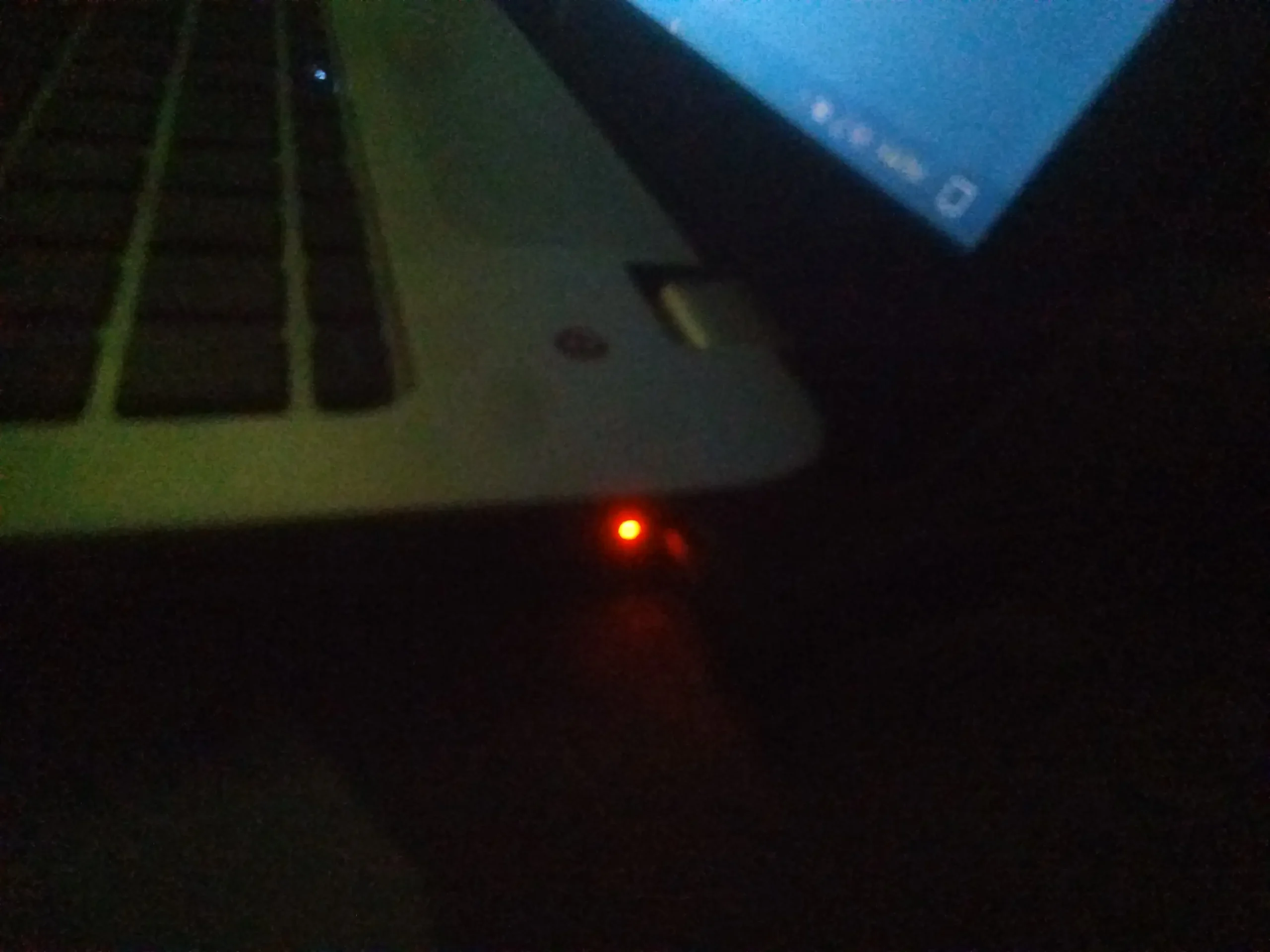 hewlett packard laptop light flashing - What does it mean when the power button on your laptop is blinking